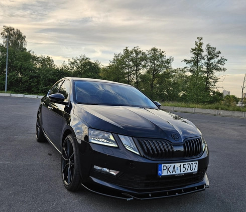 Skoda Octavia cena 60000 przebieg: 119888, rok produkcji 2017 z Kalisz małe 67